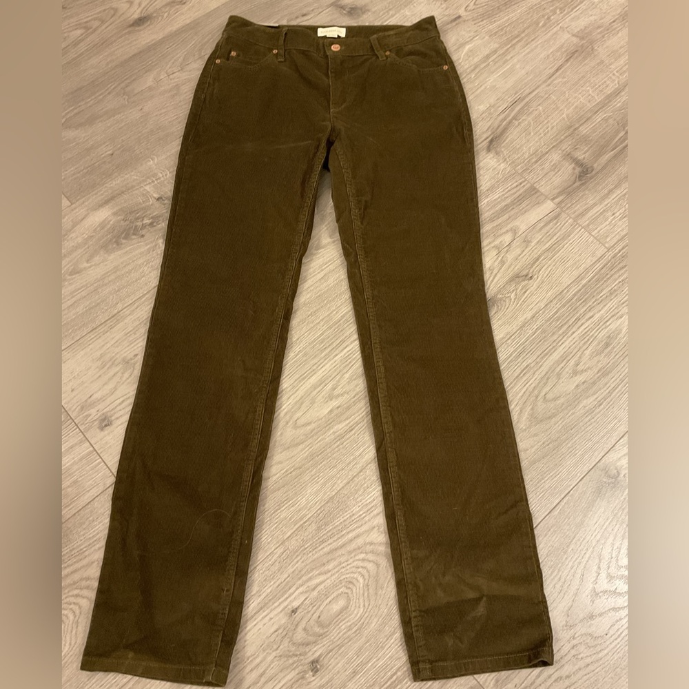 NEW Golden By TNA Green Low rise Straight corduroy Pants.